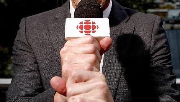 Access To Info #cdnfoi: 
#CBC has 143 exec directors, including: 
8 directors of finance
9 directors of legal services 
9 directors for “people &amp; culture”
26 directors of “technology &amp; infrastructure”
4 directors of “corporate development”

blacklocks.ca/cbc-executives… <a href="/PresidentCBCRC/">CEO | PDG</a>