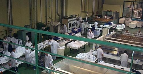 USOCantabria's tweet photo. El comité de #SAEMA #AMICA y #USO anuncian recurren en casación al #TS el nuevo criterio del #TSJC sobre absorción de complementos por incremento #SMI
📢USO rechaza la pretensión de crear "espacios opacos" a la crítica y observancia sindical.  
Más info: https://t.co/W8llXAeQ2T https://t.co/ghqADWuOYK