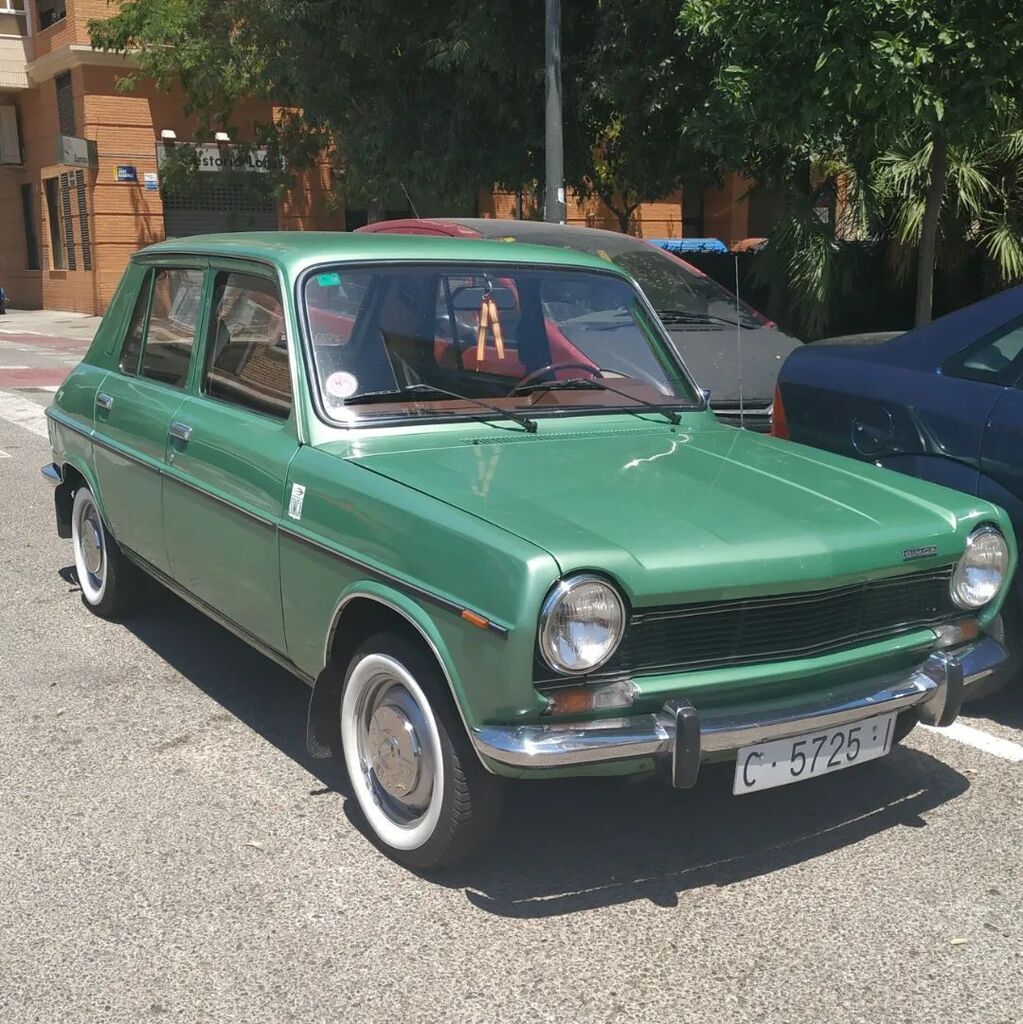 PymesValencia's tweet image. Aûn quedan algunos cochazos por ahí💯. Ole ese #simca1200 #simca instagr.am/p/CgUAtlJN5Yj/