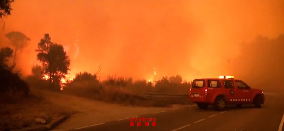 Avui, fa 10 anys dels #IFEmpordà. Uns incendis on van perdre la vida 4 persones i que va cremar més de 10.000 ha, afectant 18 municipis. 

📹bit.ly/3vae0wG
