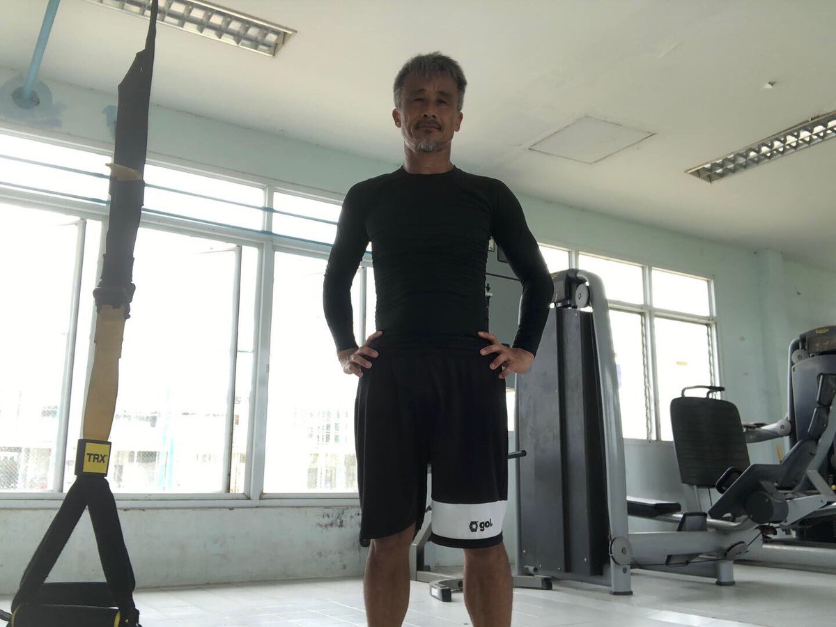keni_yats_coach's tweet image. Today was a day for an intra-squad game.  I spent quality time in the gym with #trx #suspensiontrainer in the morning, then I observed the game to analyze how much of improvements we have made so far in the afternoon.  Of course, I had a very delicious lunch!