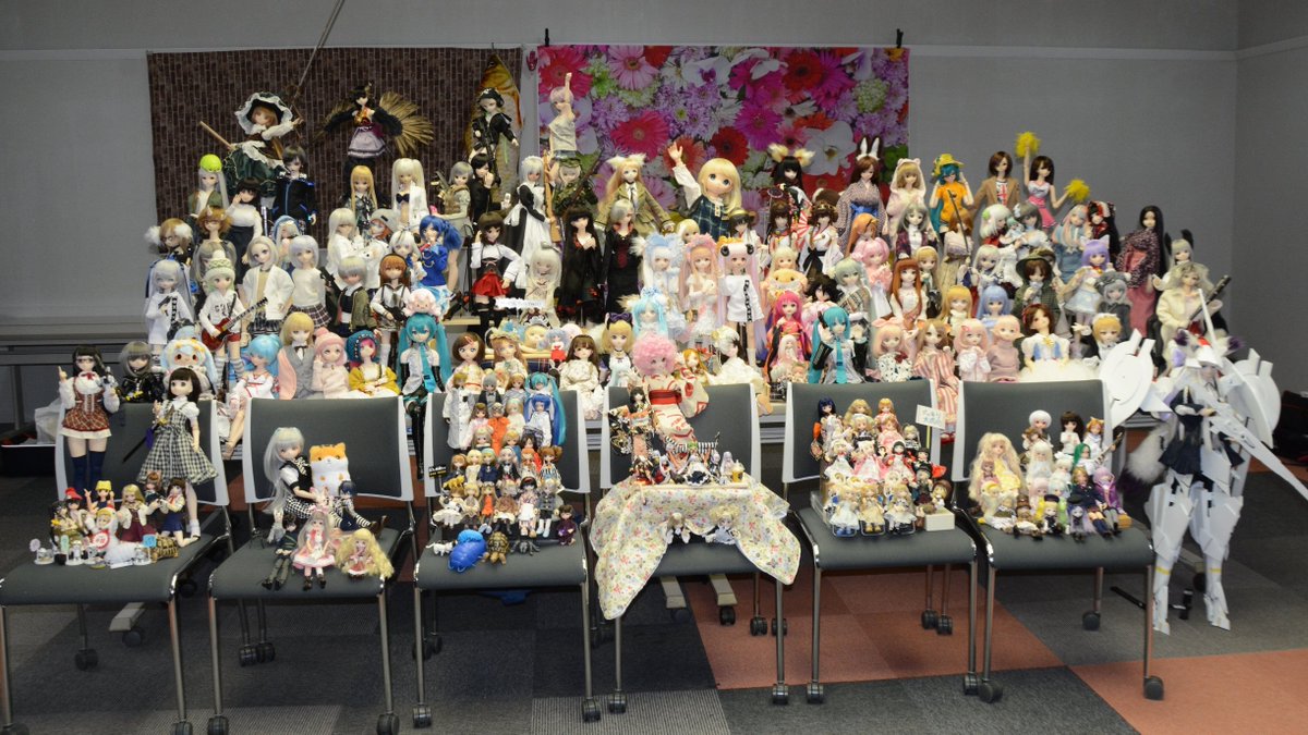Miko_Teruya's tweet photo. @TY14_asaki Doll Forest だとどうも語呂が悪いので、ドール (DO)フォレスタ(F) となった次第です。
いやはや、コロナ禍下とはいえ、皆さんのドールさんの持ち込み数が増えていて、森・雑木林にふさわしい光景になっています(笑)。(10以降がコロナ下開催です)
#DOF01
#DOF09
#DOF10
#DOF16 https://t.co/SsApR4BtwK