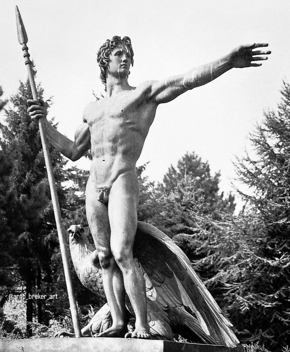 ArnoBrekerArt's tweet photo. Arno Breker’s last major work, a monumental sculpture of Alexander the Great with the Eagle of Zeus. In his right hand he is holding a spear. 

Photo © Arno Breker museum

#alexanderthegreat #arnobreker https://t.co/BdLlxgMlaD