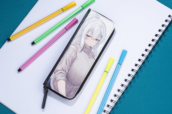 【お知らせ】
この度オリラボマーケット様【@orilab_market
】にお声掛けいただき、私のイラストでグッズを作っていただきました!7/25(月)17:00(JST)より販売開始いたします。

販売当日からはSurugaのサイン入りアクリルキーホルダーのプレゼントキャンペーンも行いますので、是非ご参加ください🥰 