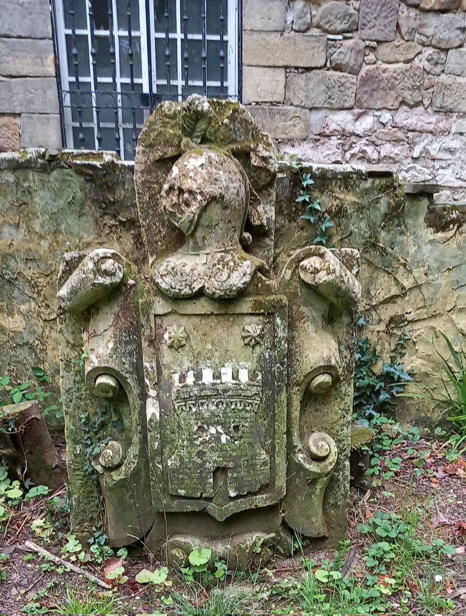 jasantano's tweet photo. Visita del consejero de Cultura, @ZupiriaB al conjunto monumental de #Urdanibia, compuesto por palacio, molino y ferrería. 

Buscamos un acuerdo para que @Irun_informa gestione este valioso patrimonio. Las bases del acuerdo están ya asentadas. https://t.co/LIG9R01eyT