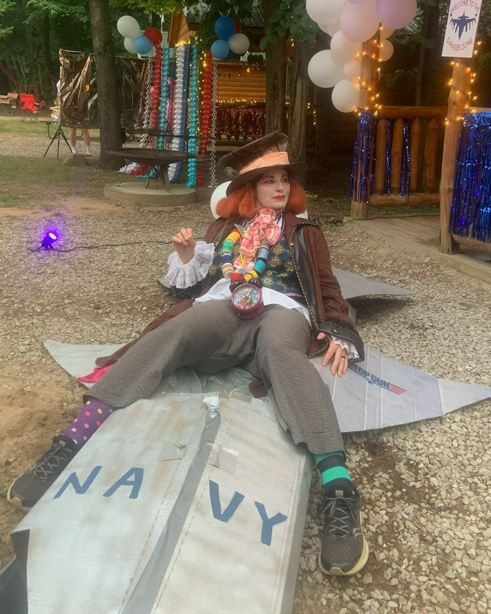 TrustedLODawn's tweet photo. Last weekend- I spent the weekend canoeing the Rifle River with some of my dearest friends. Every year we have a theme to decorate our cabins. Ours was Alice in Wonderland. I dressed as the Mad Hatter! It was a nice relaxing weekend! https://t.co/suDItFbSar