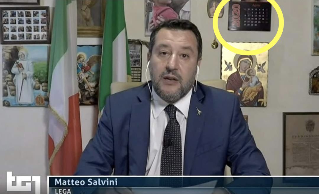 BentivogliMarco's tweet photo. Neanche le madonne riescono a nascondere quanto poco si rechi a lavorare… tradito dal calendario di due anni fa. https://t.co/wwtCuDt2XI