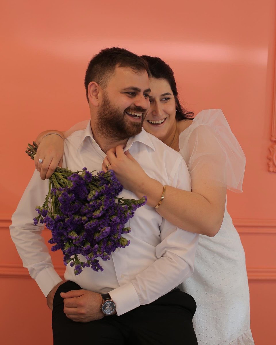 Zeynep01907's tweet photo. 20.07.2020 &amp; 20.07.2022
Tam 2 yıl oldu ve biz çok güzel bi adım attık ve evlendik ✍🏽😍 https://t.co/NaXjOCwoN3