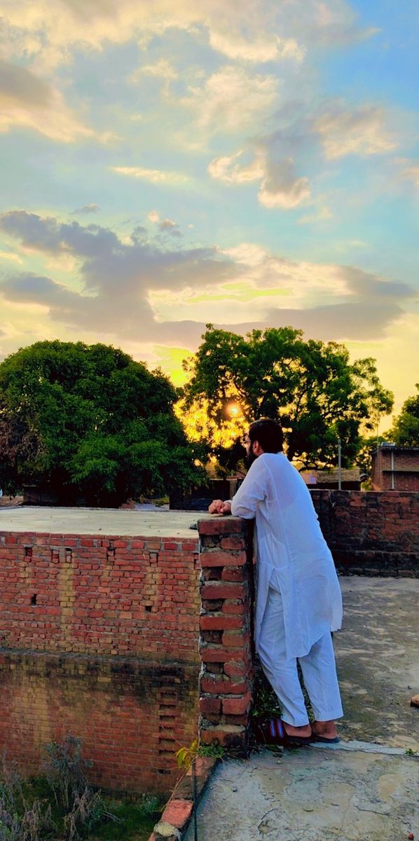 shaikh_azm's tweet photo. सब कुछ हासिल नहीं होता जिंदगी में

किसी का काश किसी का अगर रह ही जाता है।। https://t.co/WSN6t0QyvD