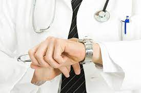 Studies show that patients who must self-administer medication receive an average of 17 minutes of training from their HCP. With no formal training process in place, it often varies widely across specialties and highlights a need for better patient onboarding.
#NobleSpeaksPatient