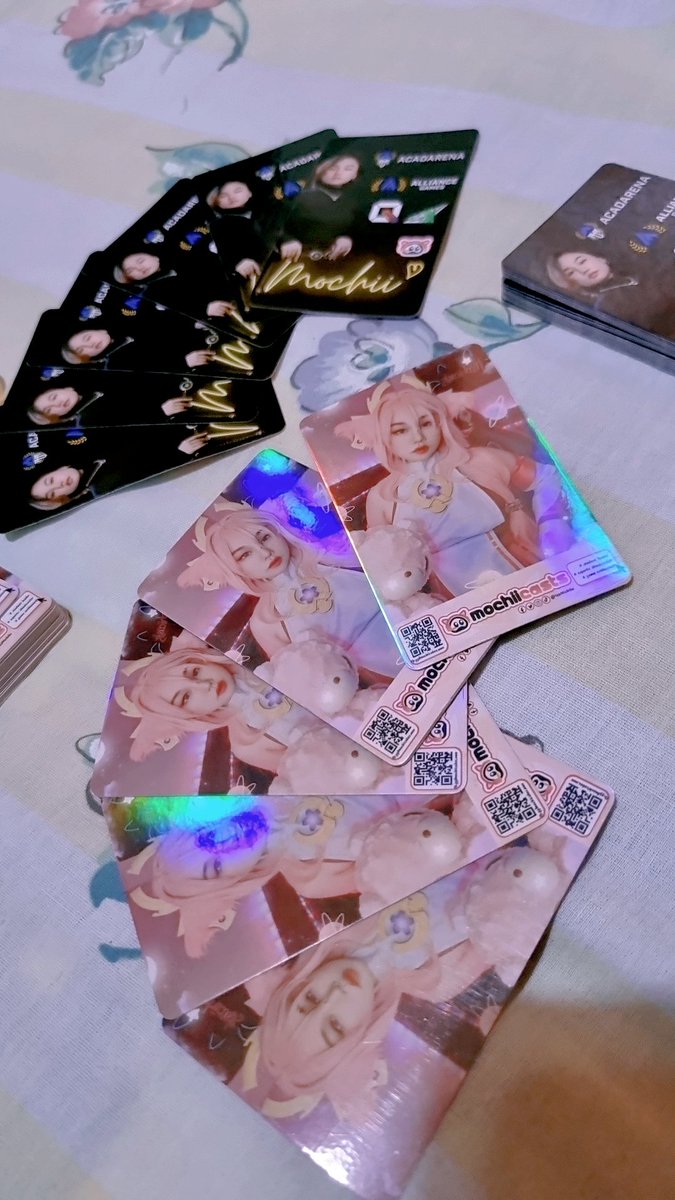 mochicakesuwu's tweet photo. You guyss! 

I have some photocards for distribution, please don't be shy to ask for one when you see me! I'll just be at the CONQuest Festival | Alliance Stage for both days. See you tomorrow, miloves! 💕

#CQ2022
#FITWIN
#AllG https://t.co/TiNLMddQVo