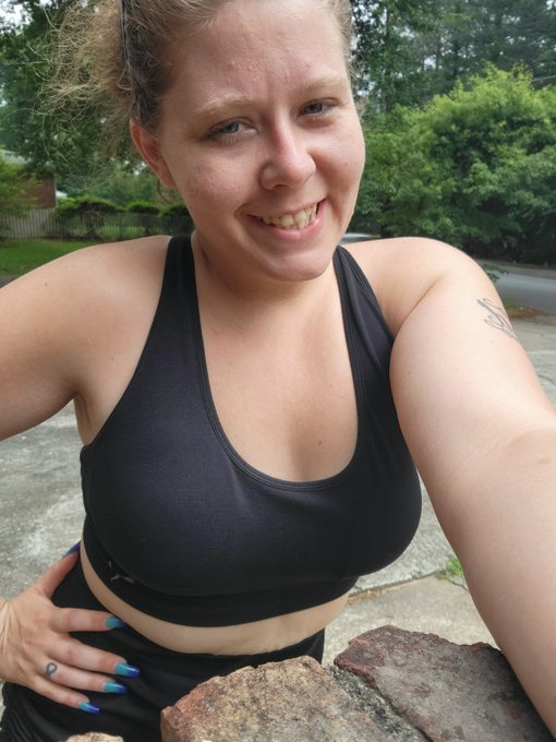 Lets getting moving https://t.co/d5kp22016w<a href="/tag/beautiful"class="tags"><span>#beautiful</span></a><a href="/tag/nomakeup"class="tags"><span>#nomakeup</span></a>
