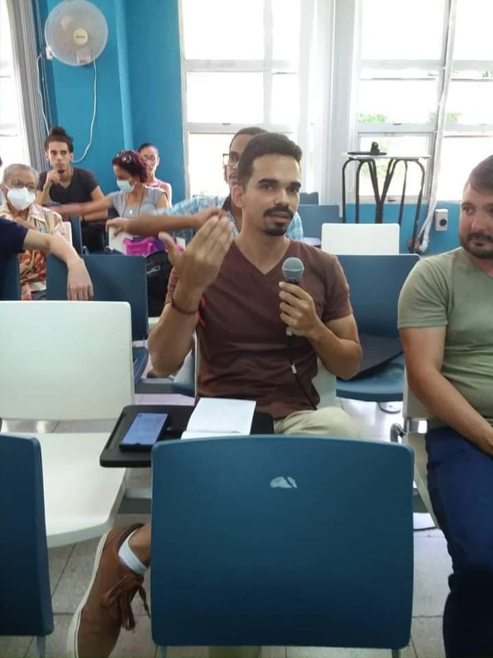 UdeLaHabana's tweet photo. Los planteamientos versaron en torno a precisiones teóricas y prácticas que deben verse en el documento.

#SomosUH #OrgulloUH #295UH #SomosFCOM  #FCOM #FCOMesCasa  #Comunicación #Periodismo #UniversidadCubana https://t.co/8LUgkSusHa