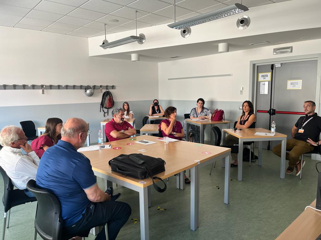 OnlinePct's tweet photo. Thanks to David Winter and @dr_j_pavlovic (JCP), Gabriele Chiari (Costruttivismi), and Lila Vatteroni (RIC) for sharing that time with us. A special thanks go to Massimo Giliberto and @ChiaraLui1 for representing the PCT&amp;P Online Journal at the Symposium. 2/2 #PCPConference2022 https://t.co/97j4lO8JaN