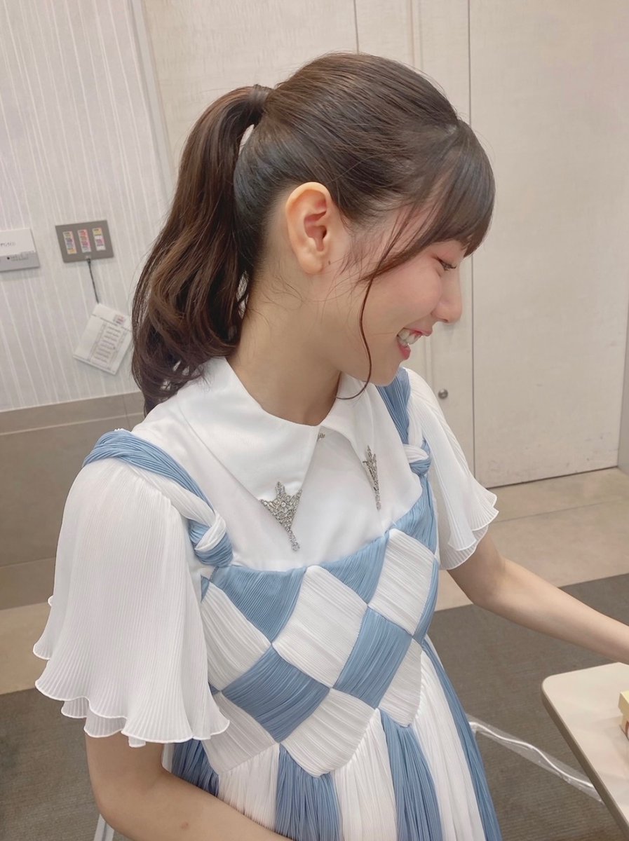 KAWADA20010723's tweet photo. 陽菜ちゃんお誕生日おめでとう🎉
陽菜ちゃんの笑顔はとっても可愛いくていつも癒されてます〜
これからも笑顔で頑張ってください！
ライブで陽菜ちゃんを見れて、レスをもらえたことは一生の思い出です❗️
#河田陽菜生誕祭 
#河田陽菜 https://t.co/tjLIExVpqh