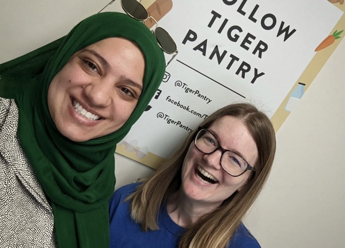 We were so excited to host #PantryRUN of <a href="/RutgersU/">Rutgers University</a> yesterday for a tour of our facilities!!

Always amazing to see folks at other universities taking action against food insecurity! Best of luck, you all are amazing!💛🖤