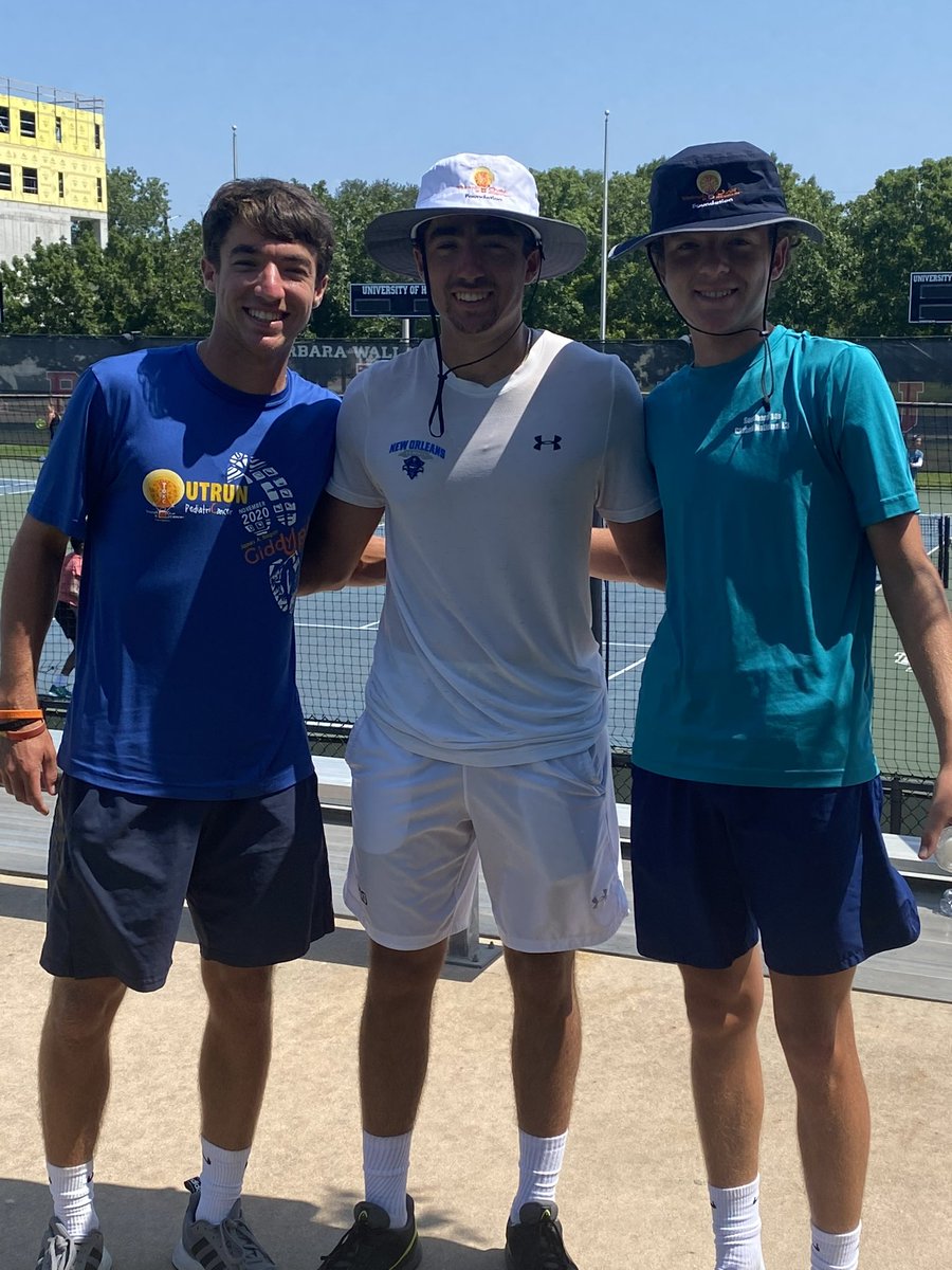 TOKC1's tweet photo. The Armbruster family sports their TOKC gear at the ITA Summer Circuit Tennis Tournament at the University of Houston! GiddyUp! #TOKCSwag! https://t.co/TsBALjgJt0