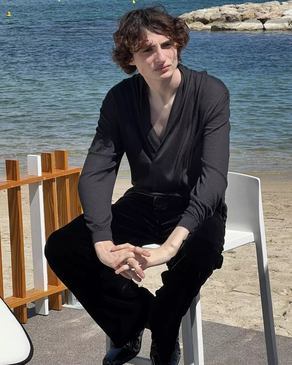 FinnWolfhardPHL's tweet photo. him…♡︎ https://t.co/3aTZER5hlP