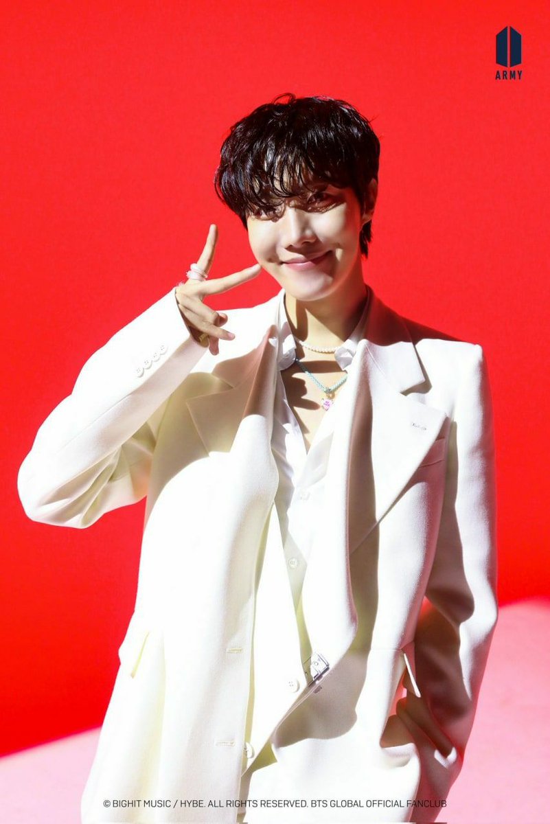 ArmyTynyPromise's tweet photo. โ Fotos exclusivas de j-hope
"Jack In The Box" para ARMY.
#MOREoutnow #jhope #์ ์ดํ #jhope_MORE #JackInTheBox
(@BTS_twt) https://t.co/ay6T2P75KB