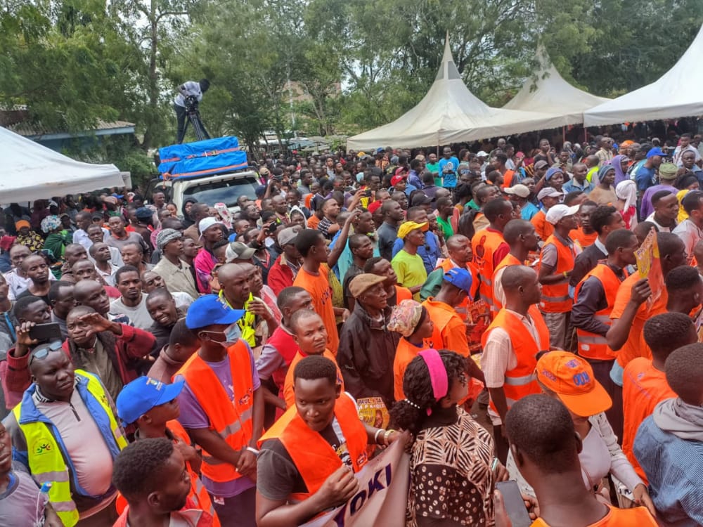 BarasaOwabarasa's tweet photo. We must provide for our fishermen better fishing gears and a better storage facilities because they play a bigger role in our economy and county revenue~ @GideonMungaroM 
#Inawezekana 
#MungaroWaKilifi https://t.co/4sy468QtPG