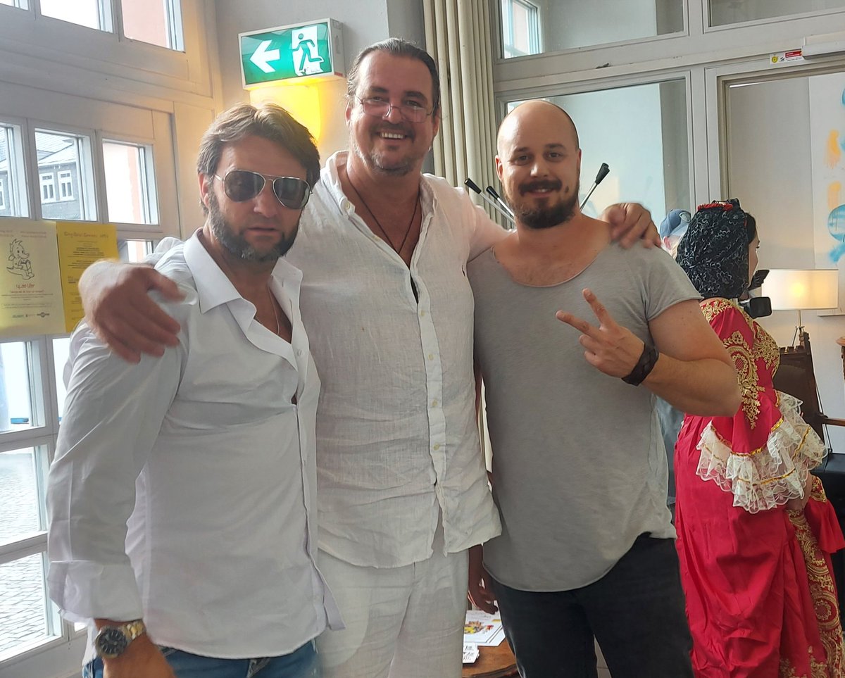 The German Jackman tweet media