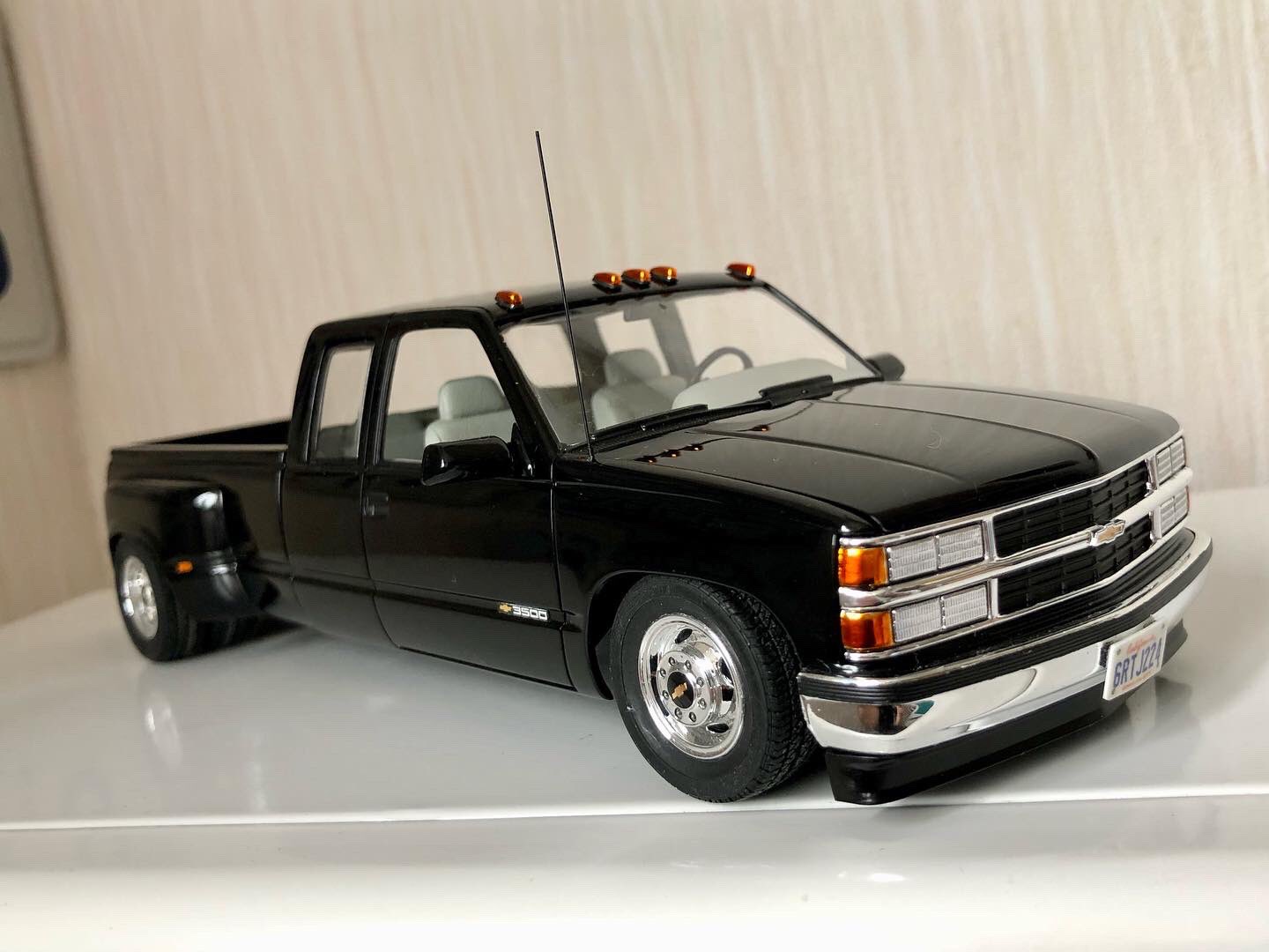 1/24 シボレー　C3500 C/K ピックアップ　Chevrolet Chevrolet CK Pickup 3500 (1997) - Sunnyside - 1:24 - YouTube