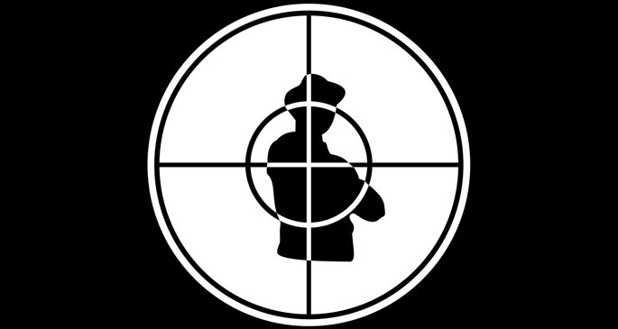 _apocaloptimist's tweet image. A thread about the history behind some of the most iconic Hip Hop logos.
1. Public Enemy
Designed by Chuck D who was a graphic designer. This iconic logo symbolised an African American B-boy, the logo was meant to represent how black men are seen in American society.
