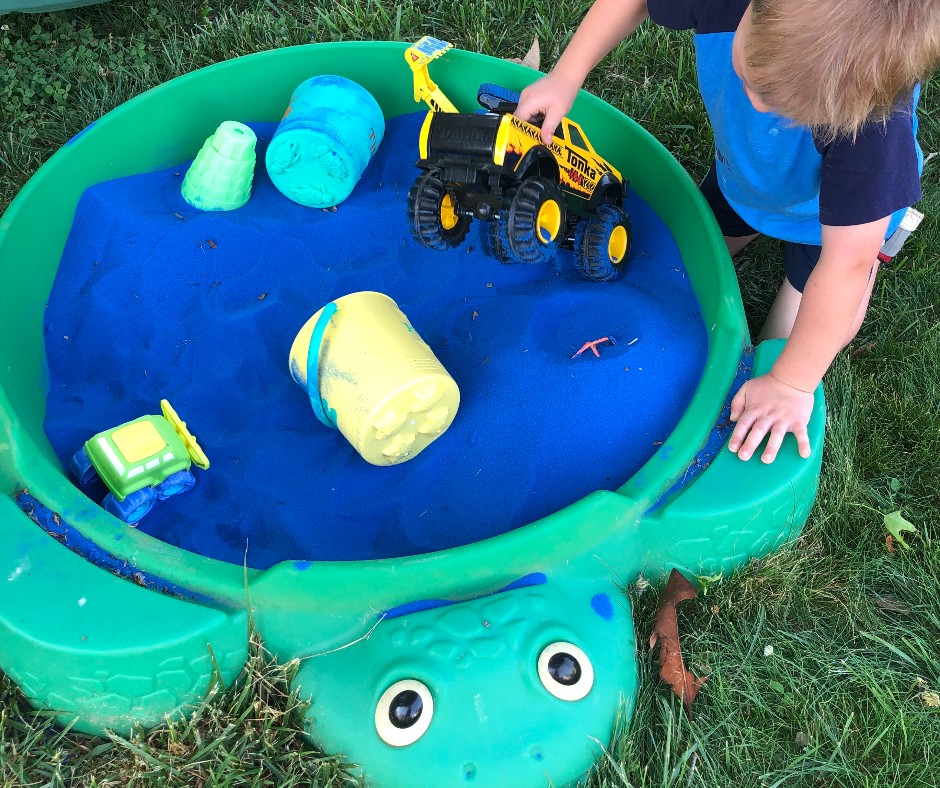 crayolasand's tweet photo. Playtime but make it blue!

Find Crayola Play Sand in your local Walmart in the Garden Center.
https://t.co/QT52rgRvGC
#CrayolaPlaySand #PlaySand #BackyardFun #SummerFun #PlayOutside #Sandbox https://t.co/rnl9eZQaEr