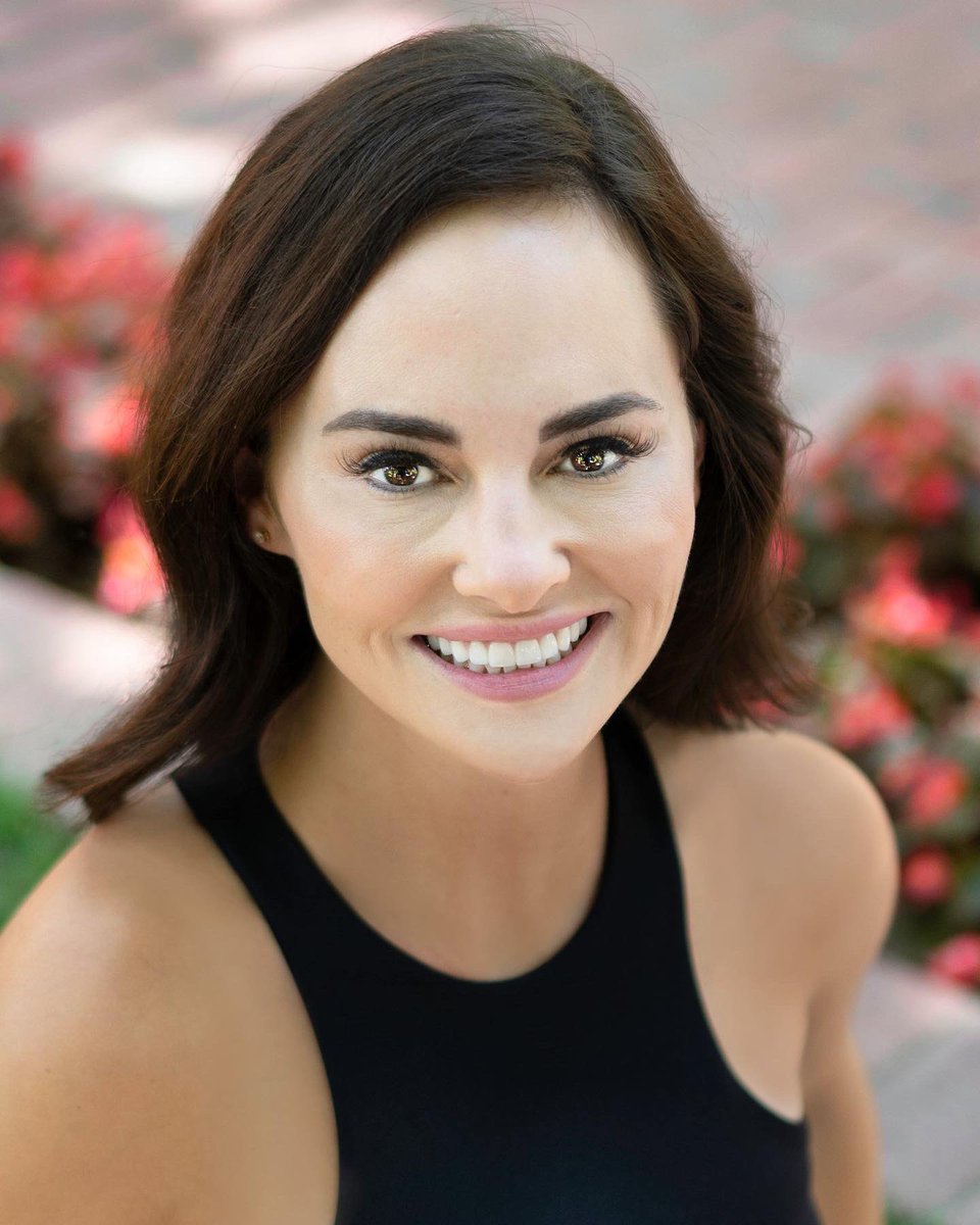 treyhmiller's tweet photo. Ideal smile created using 10 veneers! #amarillocosmeticdentistry #advanceddentistry #smiledesign https://t.co/N9wVSHPCQE