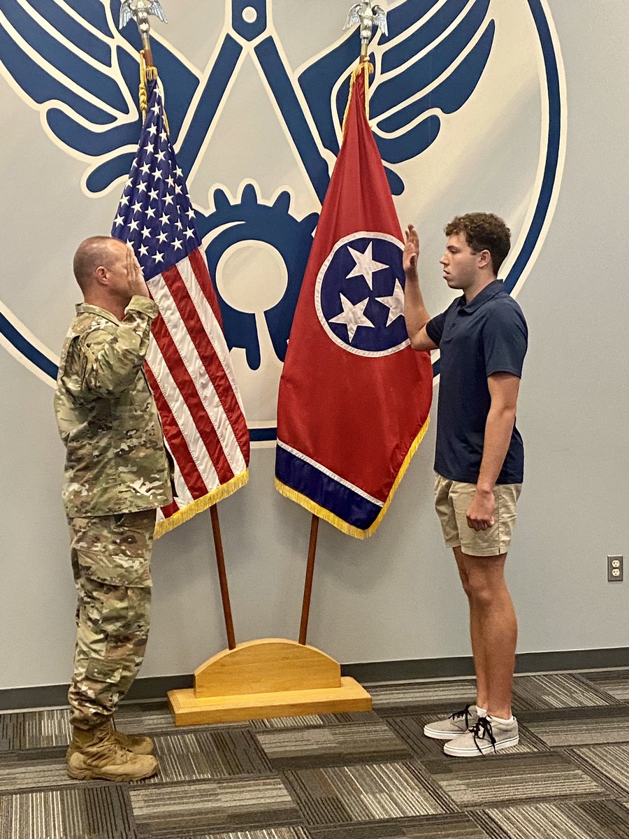phsboysball's tweet photo. We are so proud of 2022 Panther Austin Heard swearing into Air Guard this week - he will do amazing ! @ThePowellPrin @AHeardPostUp @sidelineactions https://t.co/hQh116h4Bo