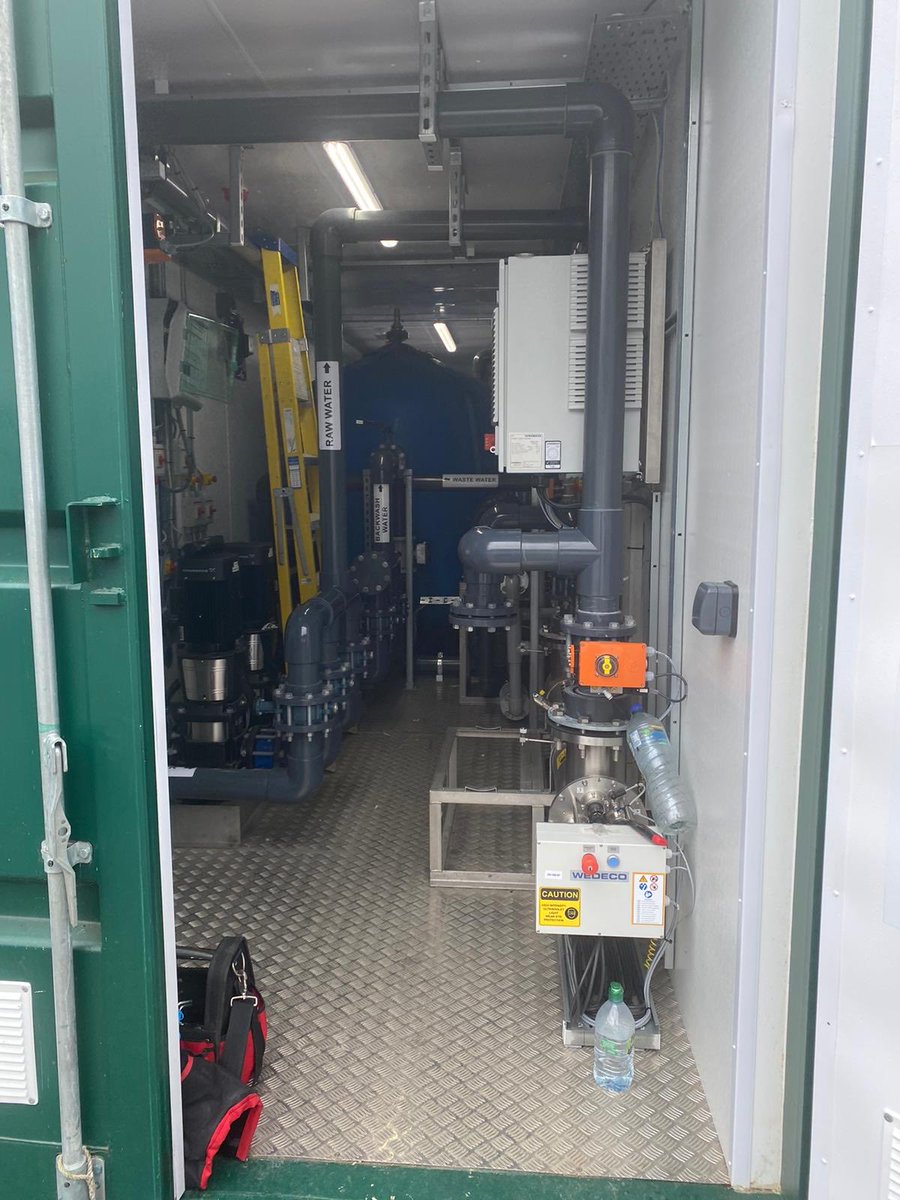 IdroScarl's tweet photo. Idro & โฆ@coftecโฉ responding together to #Ukraine #wateremergency with containerised drinking water treatment plant 40mc/h ready to be installed #potabilization #wateremergency https://t.co/WDsXyrnPbX