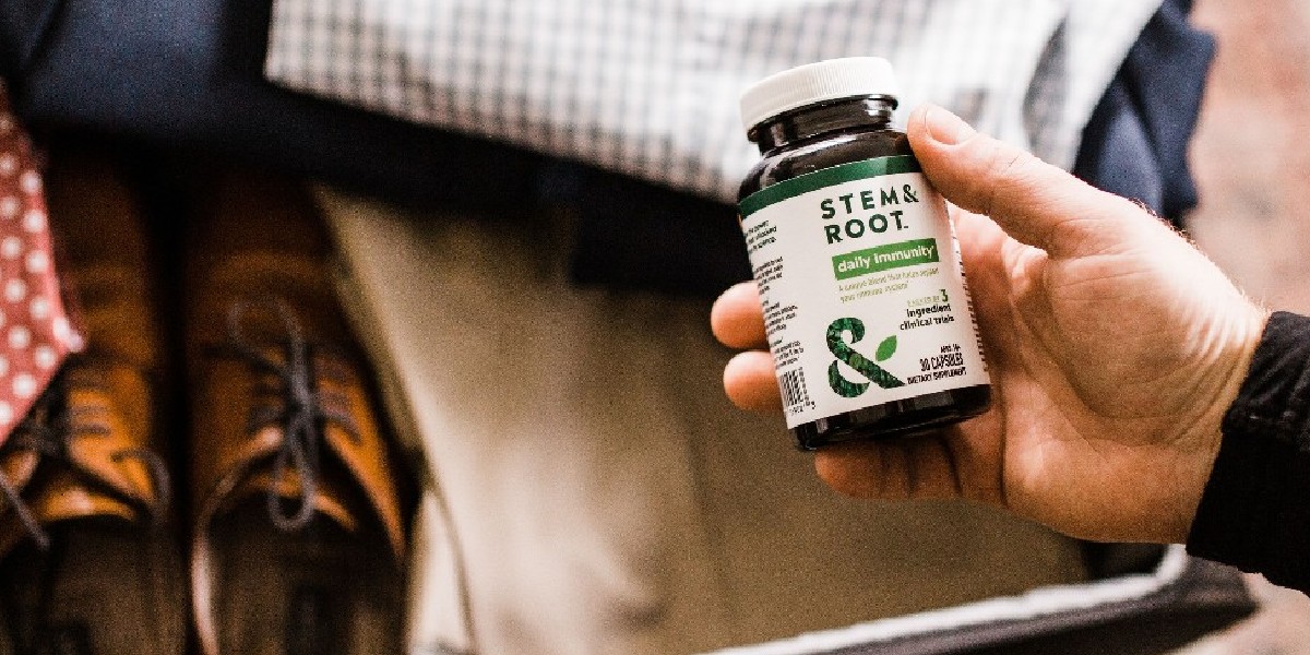 stemandroot_us's tweet image. #Businessorpleasure ? ✈️ Don't forget to pack Stem &amp;amp; Root's #DailyImmunity Natural #Supplements! fal.cn/3qrz0