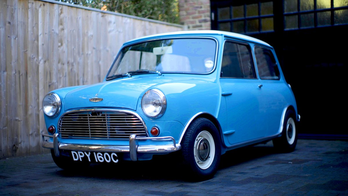 YesterdayTweets's tweet image. Wow! How do you rate the job the #BangersAndCash #RestoringClassics team did on this Mini Cooper S?