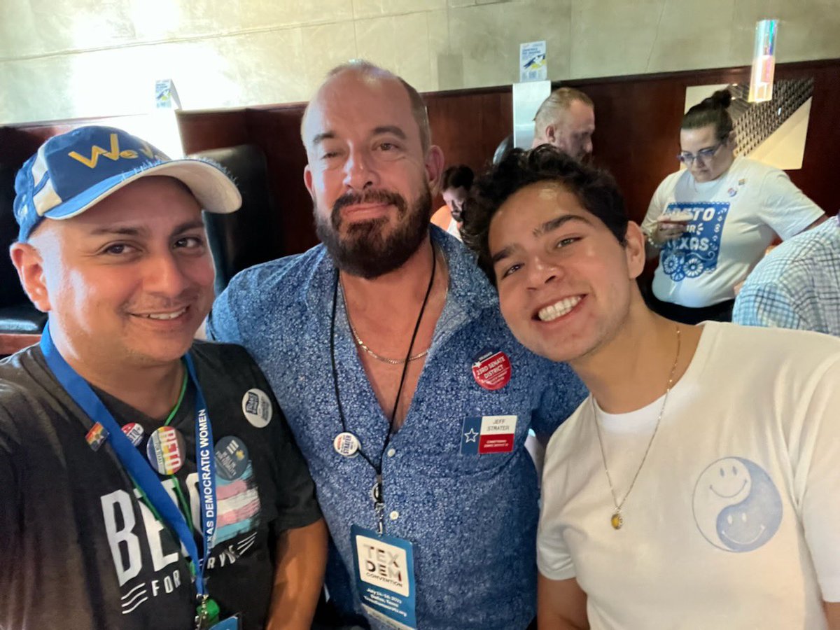 jeffstrater's tweet photo. More fun photos from #txdems22 https://t.co/HfF8M5F5B7