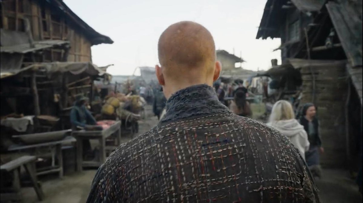WheelOfTimeBRA's tweet photo. Primeiras imagens oficiais de Josha Stradowski como Rand al'Thor, o Dragão Renascido, na segunda temporada de #TheWheelofTime. https://t.co/U3opFDlfDT