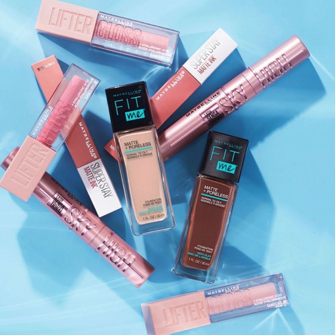 glowise_beauty's tweet photo. The perfect pick to slay all day long, with voluminous lashes, flawless skin and a gorgeous lip ๐คฉ.
Which fan-favorite will be a part of your look ๐ค !
#skyhighmascara
#superstaymatteink
#liftergloss
#fitmefoundation https://t.co/JmR764UkGc
