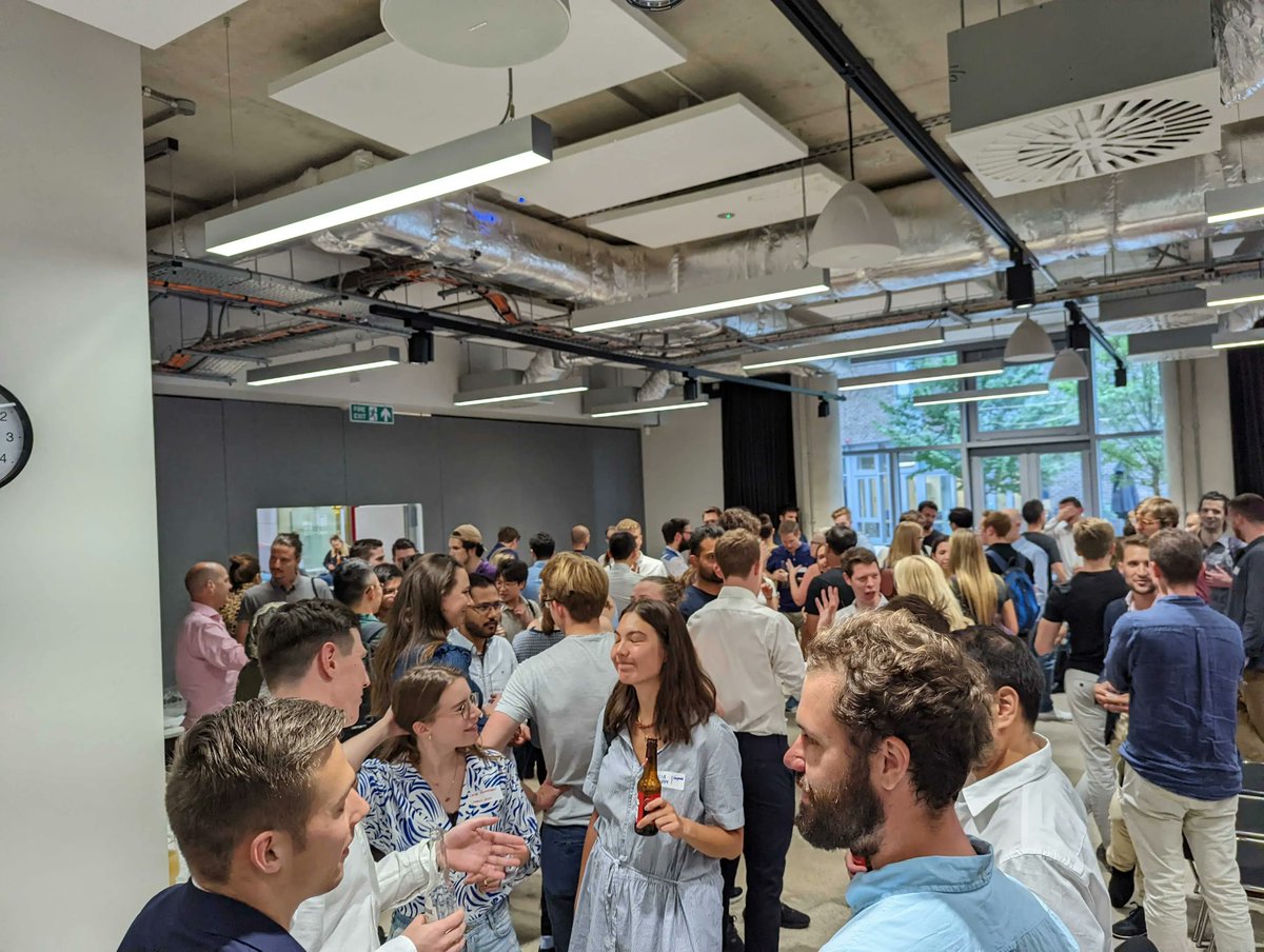 TonusTech's tweet photo. Was great meeting the science tech community @NucleateHQ last night and excited to see what is in store.
#ToneUp #TonusTech #Fitness #Ageing #Healthtech #Wearables https://t.co/s3DK1q42U4
