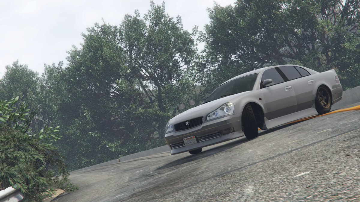 BK_Rcing_team's tweet photo. イントルーダーでドリドリ！

シルバー:狐さん→@BK_team_kitune
緑:MKさん → @GCBK_mk_shohei

#GTA5募集 #GC垢 #GTAクルー募集 #GTAクルー #BKレーシング https://t.co/iYw9N47Gqx