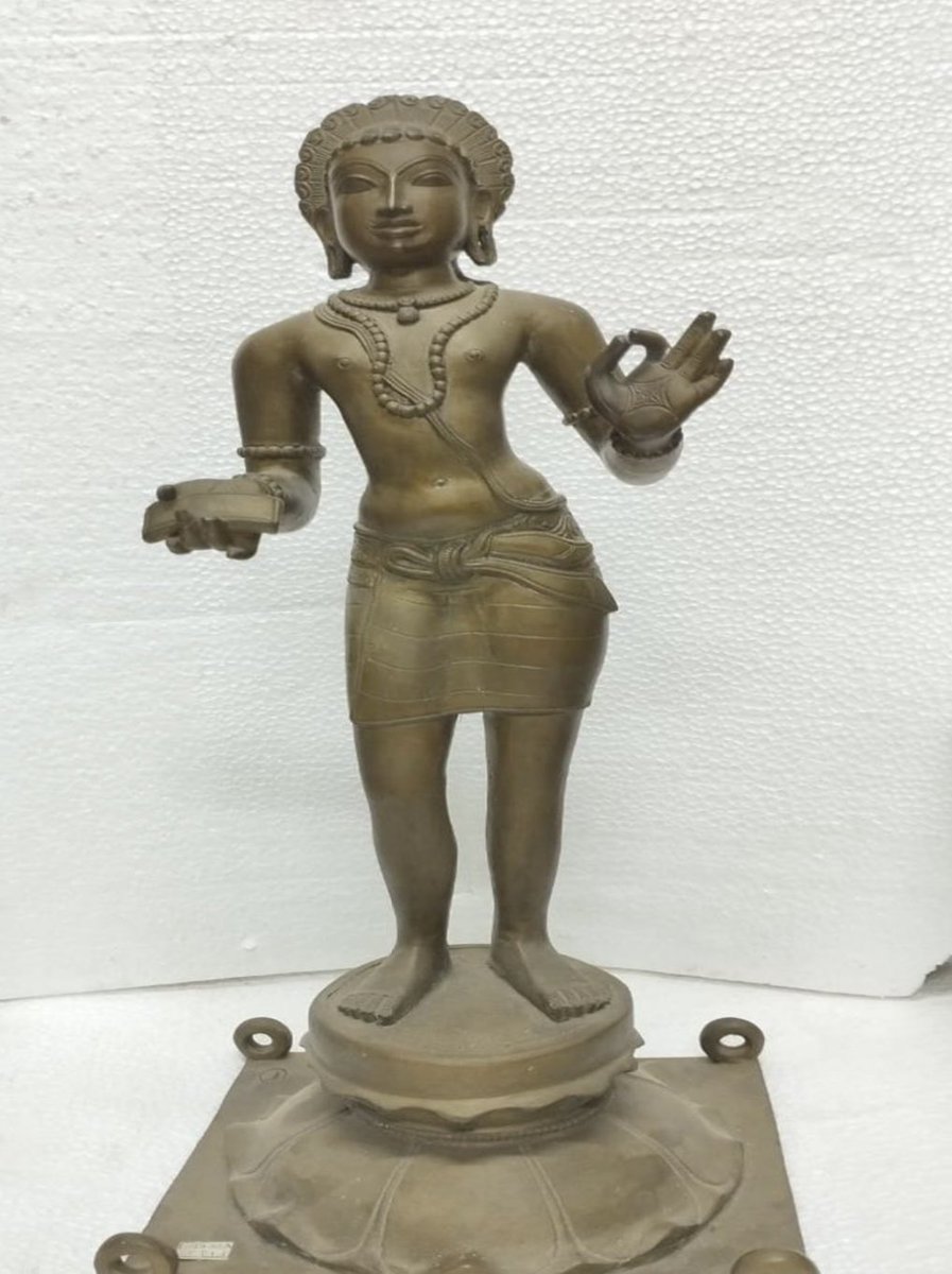 jayantmuraliips's tweet photo. Kudos to the team from the Central zone for seizing 14 #ancient #idols from an establishment called Art Village in Tanjore.@tnpoliceoffl @CMOTamilnadu, #IPS, #culture, #police, #crime #Google https://t.co/8LTyuCWBtd