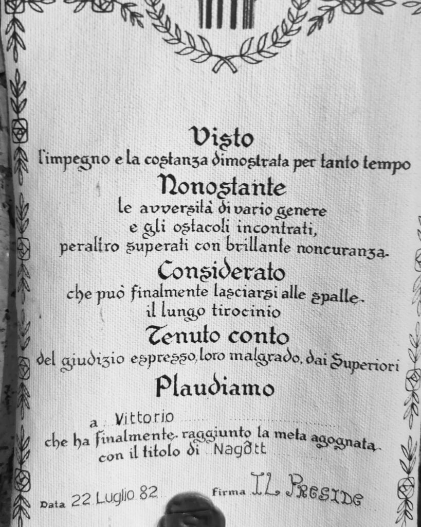 gommino's tweet photo. 22 luglio 1982 #maturità #liceo #deamicis  #cantu #amicidaunavita #mondiali1982 #caldaestate https://t.co/0wr7zGgUt0 https://t.co/bonKeWnJ7I