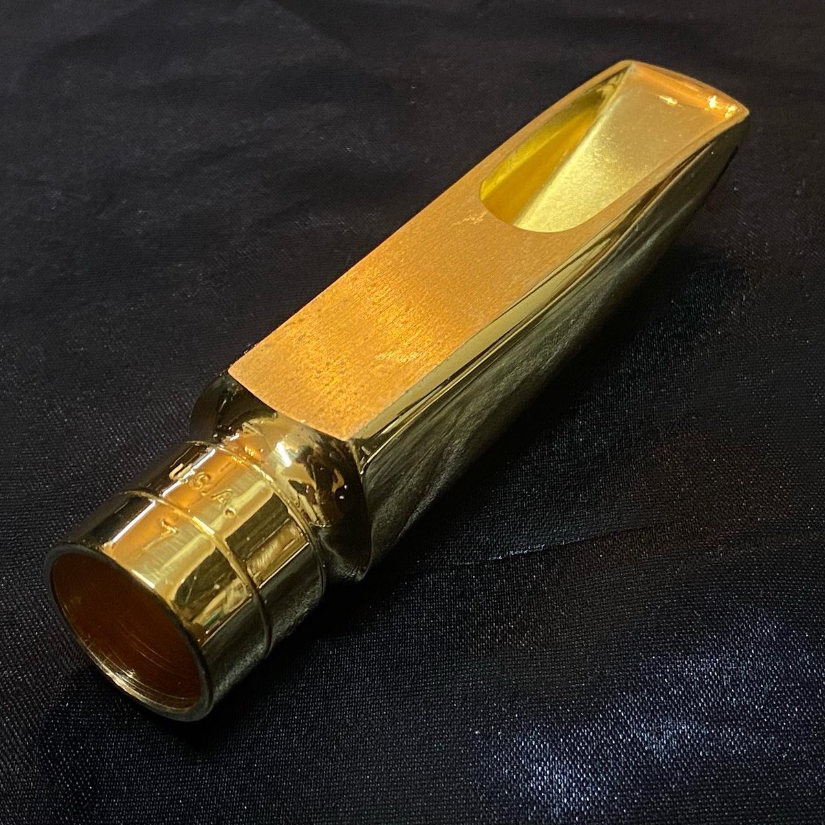 endo_music's tweet image. 『オットーリンクメタル』テナーサックス用中古です。ジャズサックスの定番中の定番ですね。写真は7番。8番もあります。
HP掲載してます。

endo-kangakki.com/mouthpiece/m-s…

#オットーリンク
#Ottolink