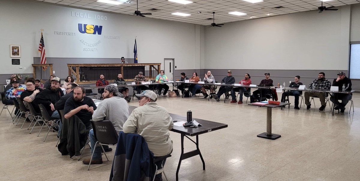 steelworkers's tweet photo. PHOTO DUMP! Our #NextGen activists have been busy holding trainings all over the union. These pics are from Next Geners in Districts 4, 6, 7 and 8. Do you have any to share? #SmarterIsStronger #1u https://t.co/M6dAtB8ofd