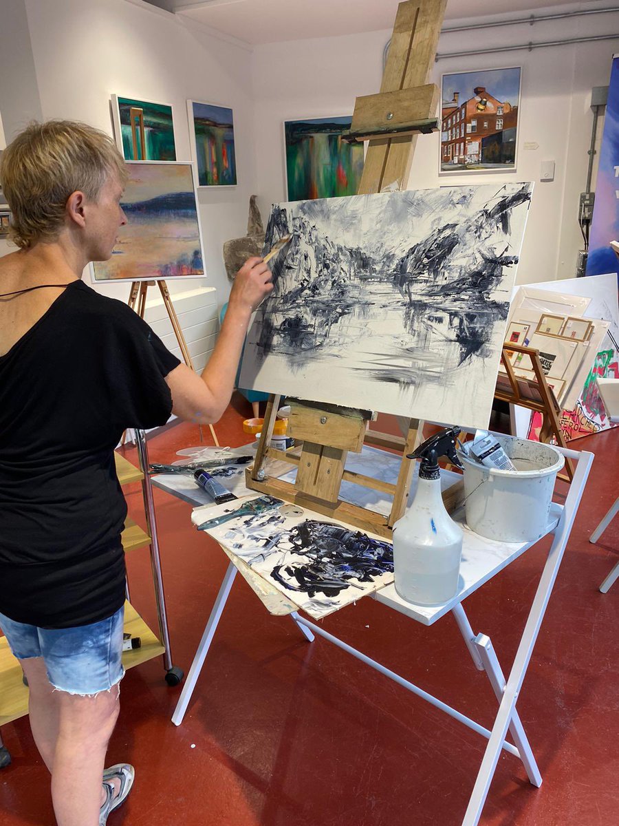 SaraMcKeeFRSA's tweet photo. It’s great to see art being created in front of you. Today we have the wonderful Louise Morgan RCA in our Art Space @TheDoctorsArtHQ @ceillechi And we have Louise’s finished paintings on the wall at our Yellow Gallery @LifeFullColour1 
It’s a feast for the eyes for us art lovers! https://t.co/luPEc104tP