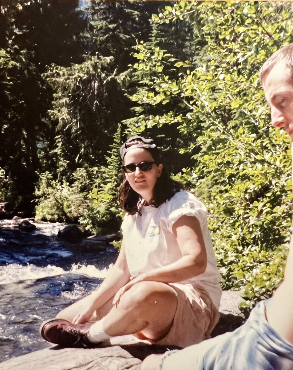 Hiking at MRNP 🏔 Back in my baby face days. 😂 #FlashbackFriday #LoveTheMountains