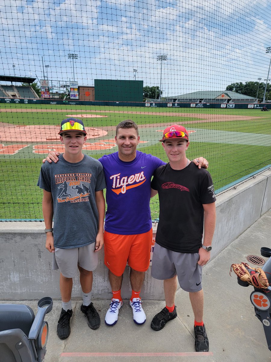 CianWenzel's tweet photo. Had a great week at Clemson baseball camp!  Can't wait for fall ball.  #Clemsonbaseball @NCSA_Baseball @CoachHarrisNCSA @Jessy_Gutwiler @CF_Baseball @ClemsonBaseball https://t.co/0ETnT9Ba8Z