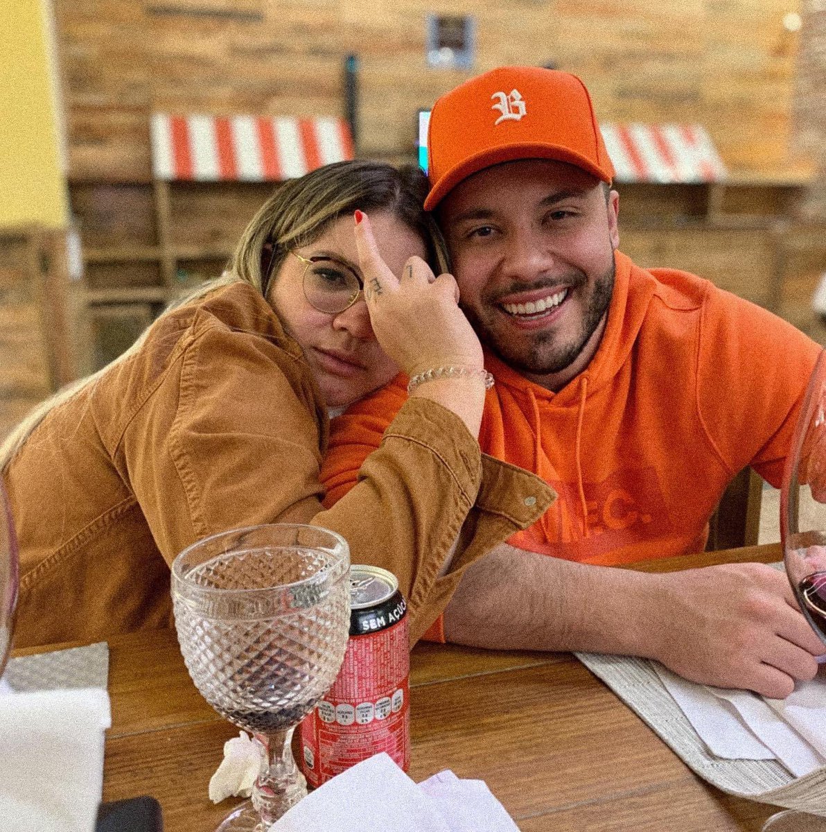 Hoje o dia vai ser um pouco mais dificil do que os outros… pra nós que estamos aqui morrendo de saudade, porque aí no céu eu sei que a festa vai ser grande! ♥️