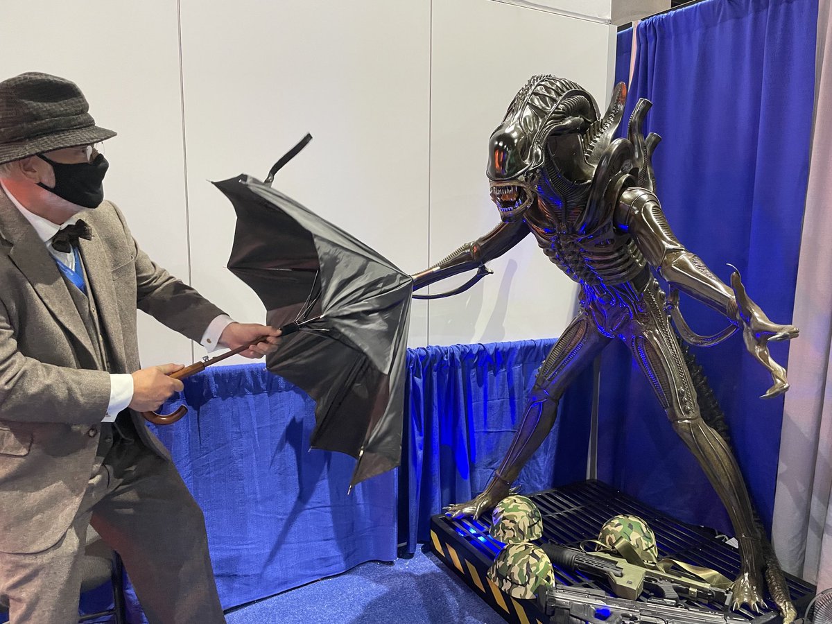 I suddenly remembered my Charlemagne. 'Let my armies be the rocks and the trees and the birds in the sky  #HenryJonesSr #IndianaJpnes #Xenomorpph #SDCC ⁦<a href="/hollywoodscifi/">Sci-Fi World Museum</a>⁩ booth 4020