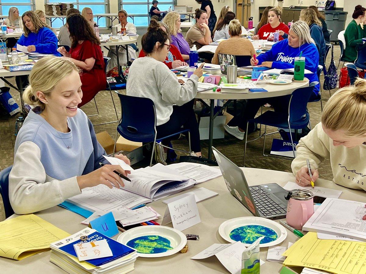 CarlenaSheeran's tweet photo. The “real OGs” are the HCS leaders who have been highly engaged in @IMSEOG Comprehensive OG Plus training this week with a focused goal on learning all the strategies/tools to help our students become proficient readers. 🙌🏼 #HCSStrongerTogether #BuildingAReadingCulture #Aaron https://t.co/OrHGMlaklr