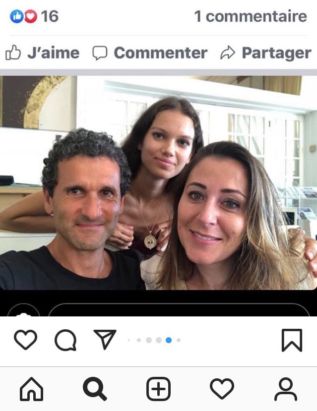 StopAuDrop's tweet photo. Tu vois qu’elle ment fort. Le passage sur JC Elfassi « tout ça pr une photo que j’ai prise comme tout le monde…» donc bluff tu le connais pas ?

Ok donc tu as fait un livre avec un inconnu ? 

Regardez elle dit quoi et regardez la réalité 🤦‍♀️

#MagaliBerdah #booba #influvoleurs https://t.co/kPJE1utZVD