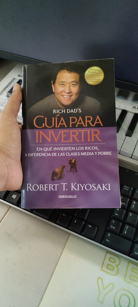 Lucia09R's tweet photo. Viernes de buena vibra 📊 https://t.co/NnXCM8YerF
